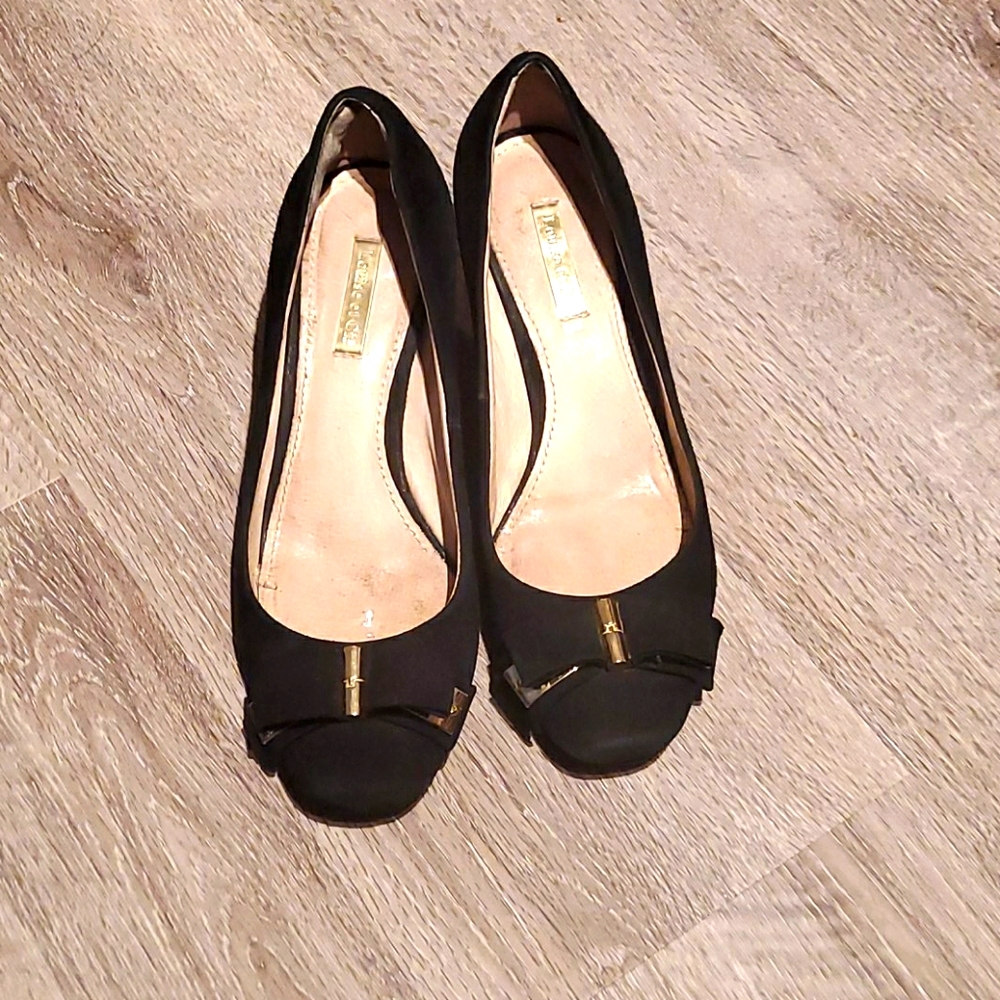 Louise et Cie black pumps
